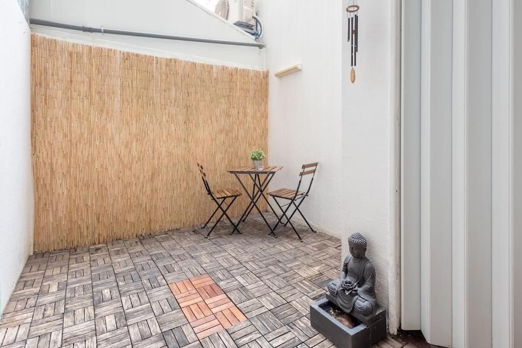 Modern Rustic Apartment In Graca Lisbon Exterior photo